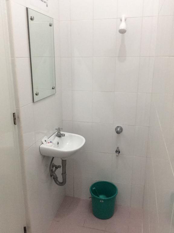 Brielles Travellers Inn ตักบีลารัน ซิตี ภายนอก รูปภาพ