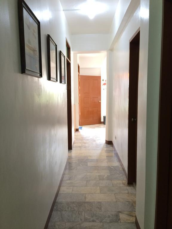 Brielles Travellers Inn ตักบีลารัน ซิตี ภายนอก รูปภาพ