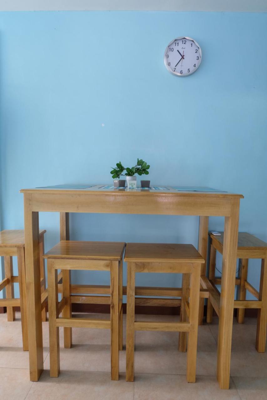 Brielles Travellers Inn ตักบีลารัน ซิตี ภายนอก รูปภาพ