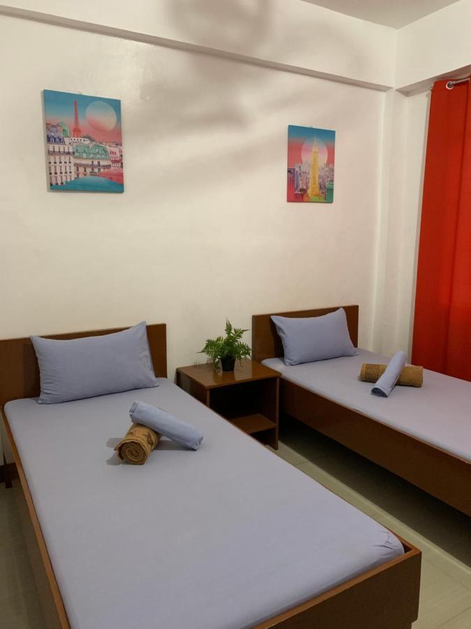 Brielles Travellers Inn ตักบีลารัน ซิตี ภายนอก รูปภาพ